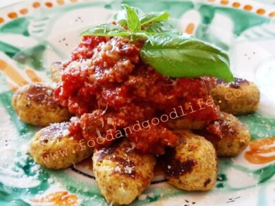 Gnocchi di cavolfiore senza farina, ricetta keto e vegetariana Gnocchi di cavolfiore senza farina.